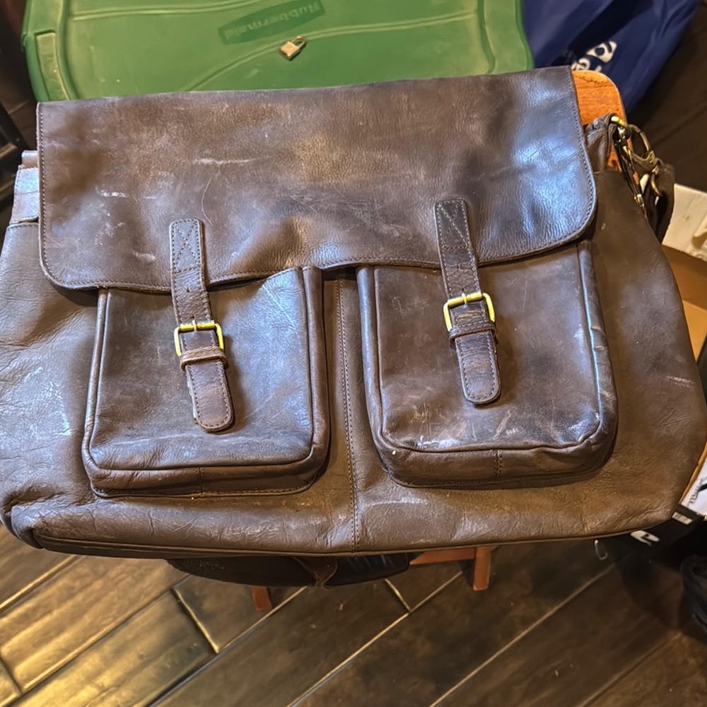 Vintage Brown Leather Messenger Bag with Flap-Over Design